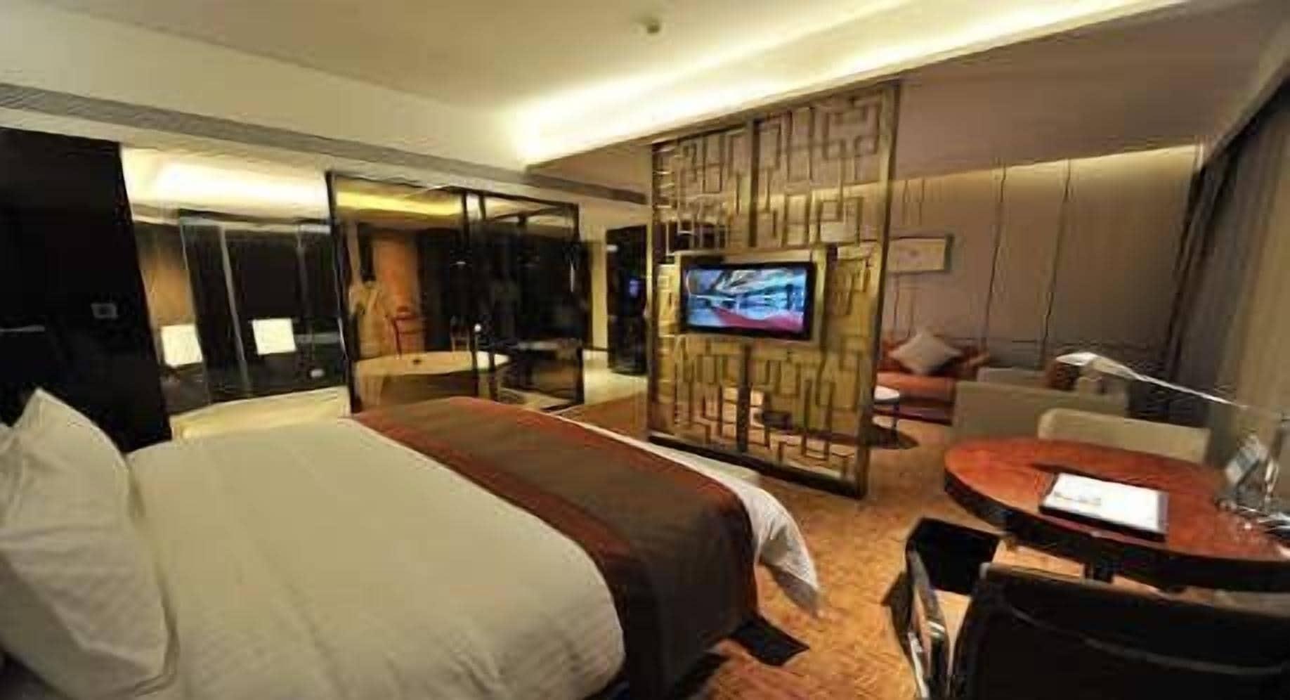 Wyndam Xuzhou East Hotel Exterior photo