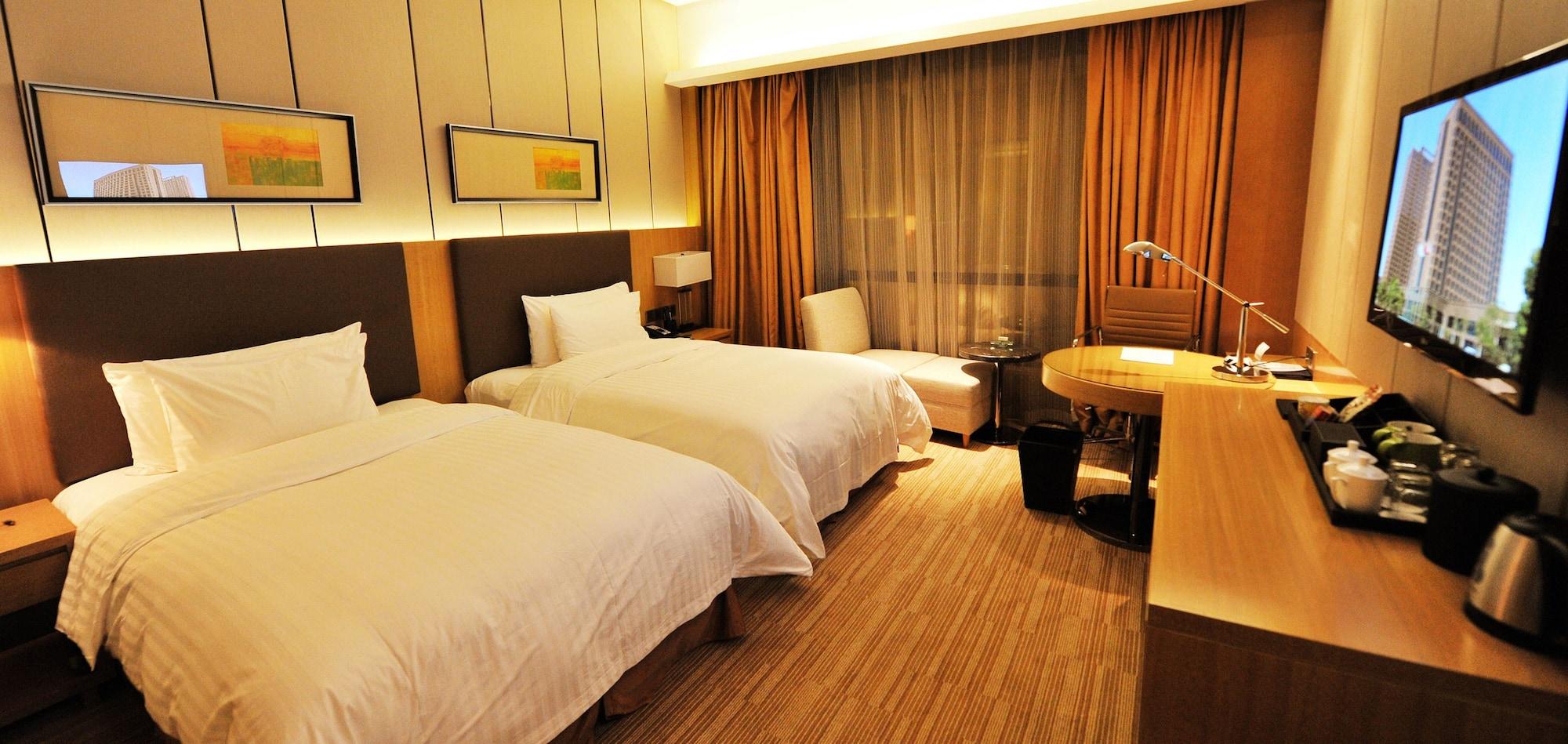Wyndam Xuzhou East Hotel Exterior photo