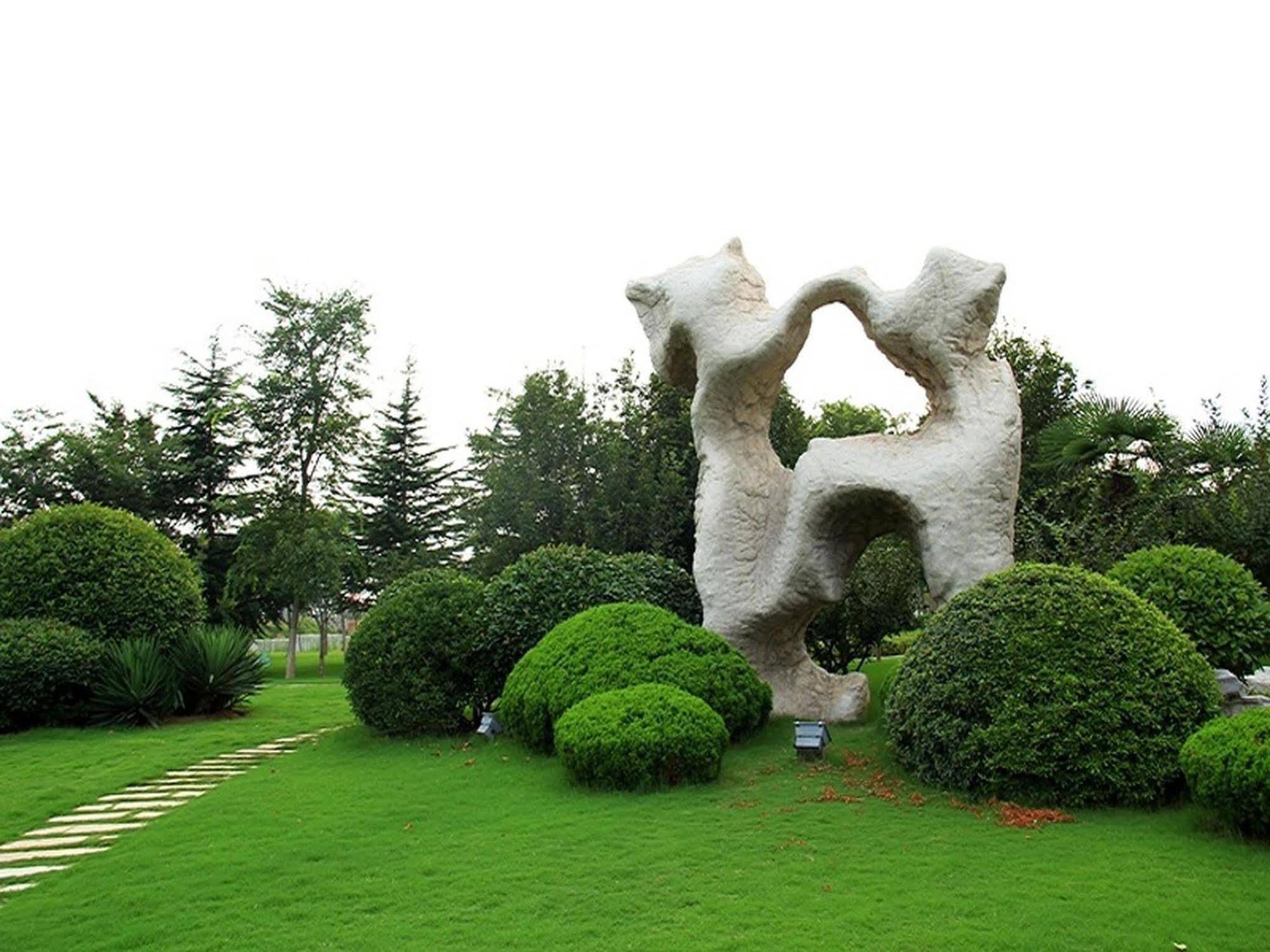 Wyndam Xuzhou East Hotel Exterior photo